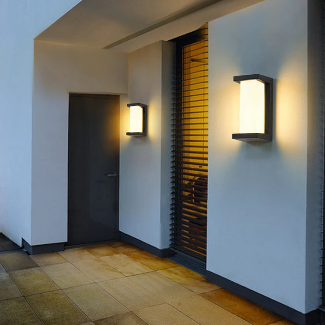 Outdoor Wall Lamp with Motion Sensor - For Gardens And Entryways