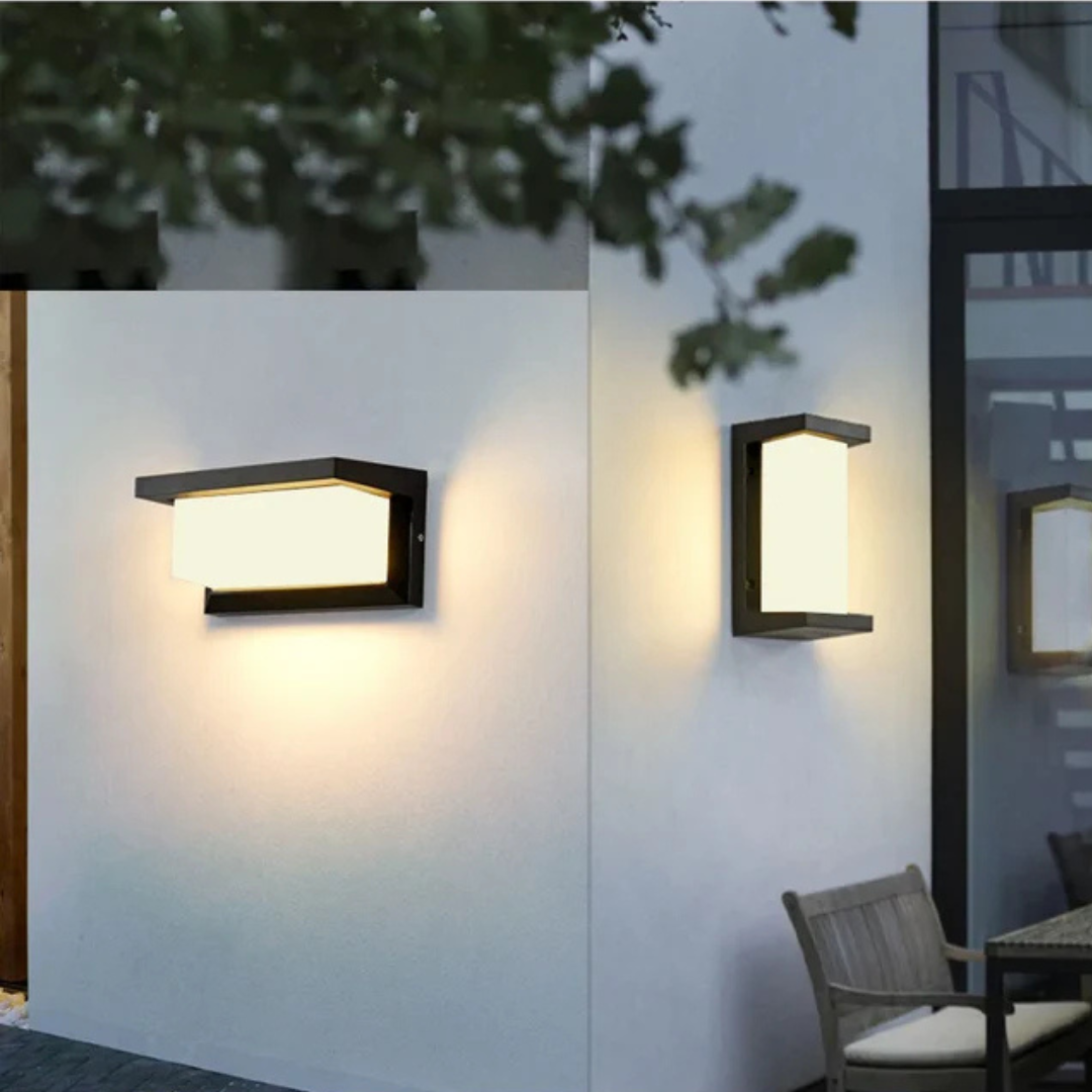 Outdoor Wall Lamp with Motion Sensor - For Gardens And Entryways